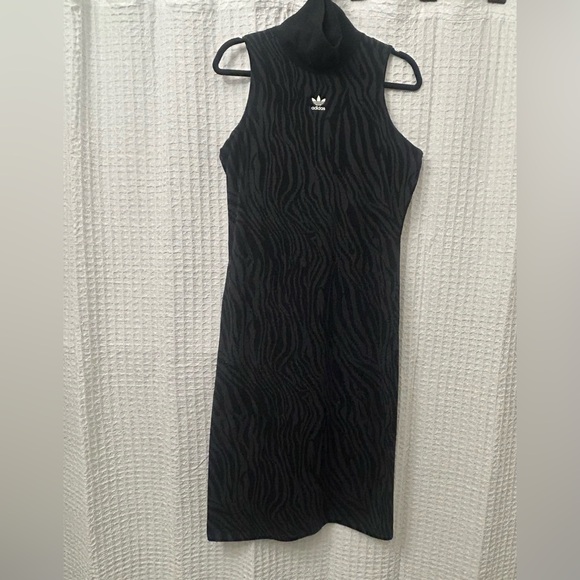 Adidas Black & Grey Zebra Print Women's Dress - Picture 3 of 7